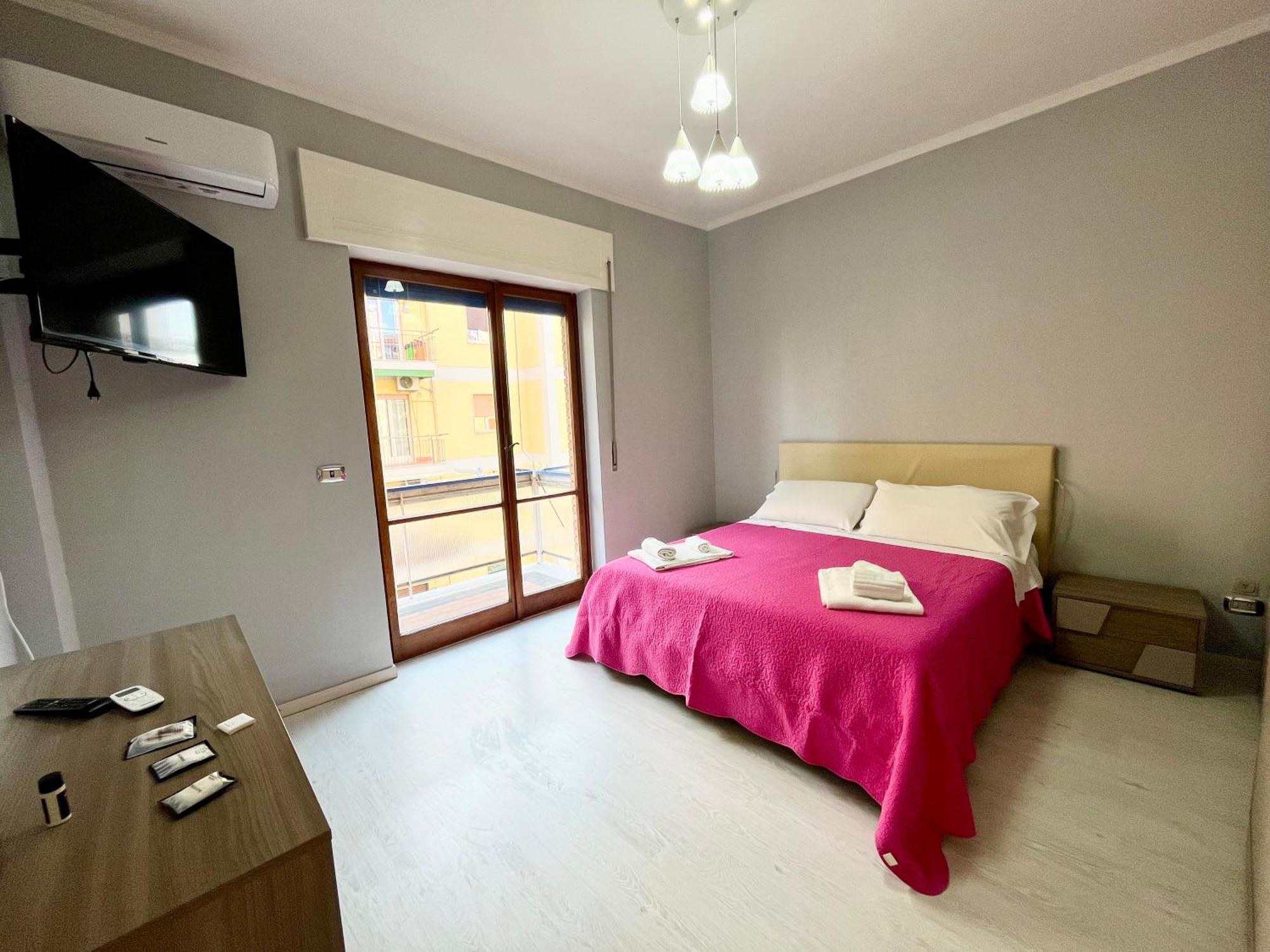 Greta'S Apartment Сан-Джорджо-а-Кремано Экстерьер фото